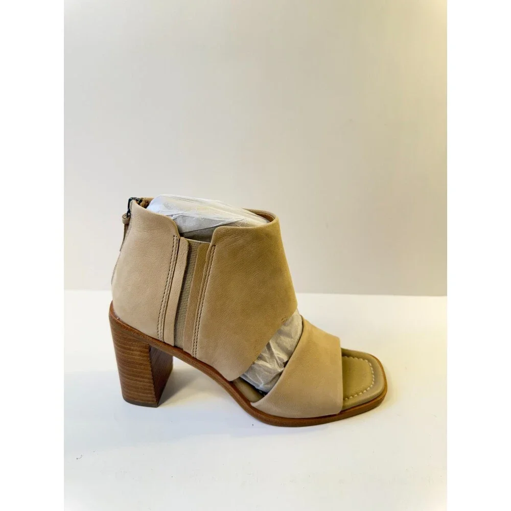 Soft Womens Block Heels Beige Suede US 8.5